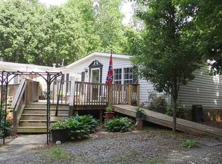 1374 Deerrun Dr, Randleman, NC 27317