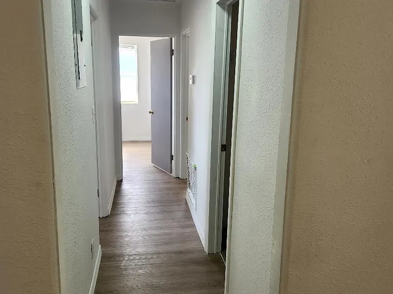 200 Dillon Cir — Photo 4