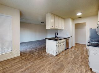 915 Lakeside Dr APT 8, Red Bluff, CA 96080