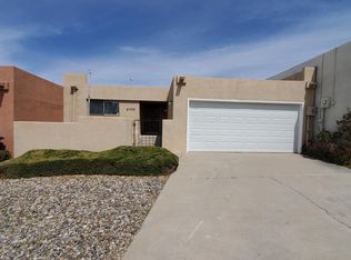 8309 Della Rd NE, Albuquerque, NM 87109