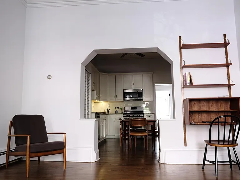 934 Willow Ave #2 — Photo 2