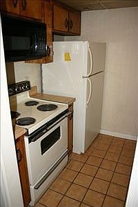 4th image of 2321 Green Timbers Trl APT D