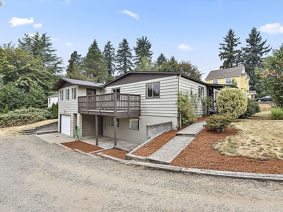 2nd image of 425 Kirby Ave NE