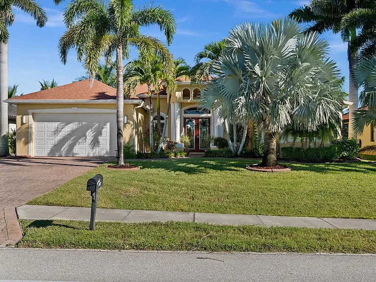 3009 Beach Pkwy W — Photo 1