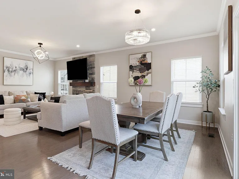 9202 Wood Creek Cir — Photo 12