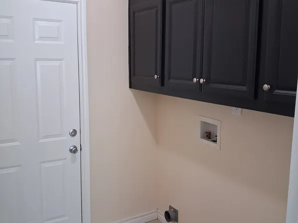 (undisclosed Address), Los Angeles, CA 90003