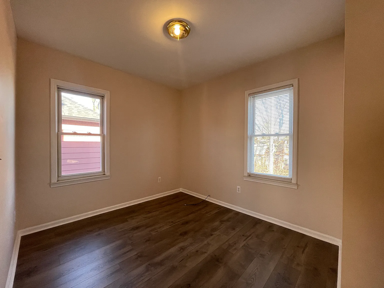 3 bed, 1280 sqft, $1,250 — Photo 3