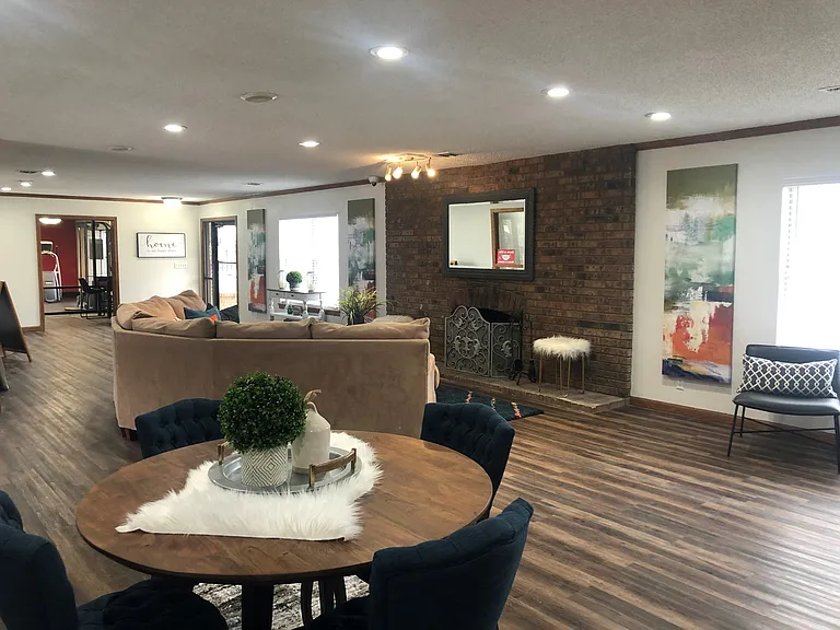 Brickstone at Woodlawn — Photo 31