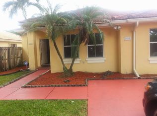 8412 SW 163rd Ct, Miami, FL 33193