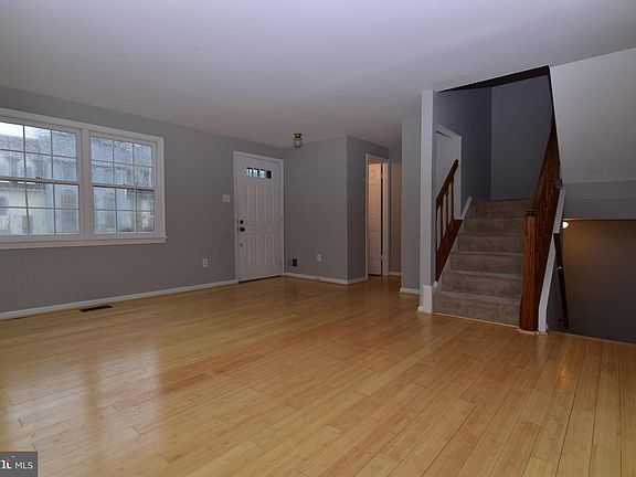 5th image of 7409 Parkleigh Way