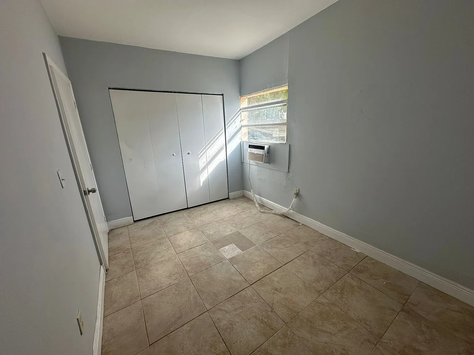 1 bed, 450 sqft, $1,250 — Photo 3