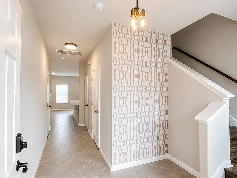 1302 Catalan Rd — Photo 2