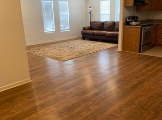 512 S High St, Uvalde, TX 78801