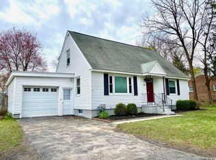 218 Old Niskayuna Rd, Latham, NY 12110