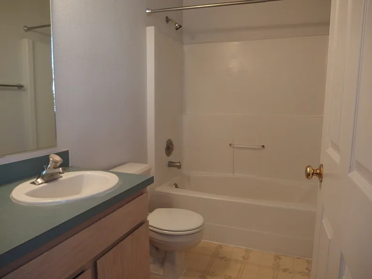 1443 Northwood Dr — Photo 15
