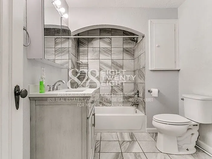 930 Miller Ave — Photo 33