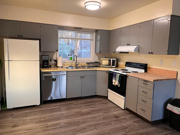 2232 Maudest Pl — Photo 4
