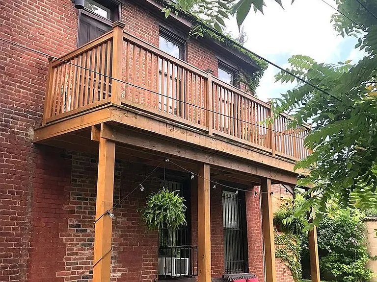 1416 Sheffield St — Photo 17