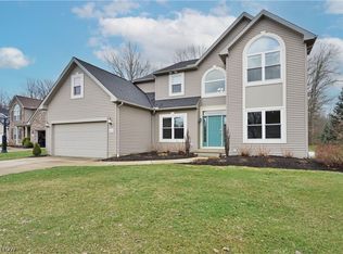 1693 Elm Dr, Avon, OH 44011