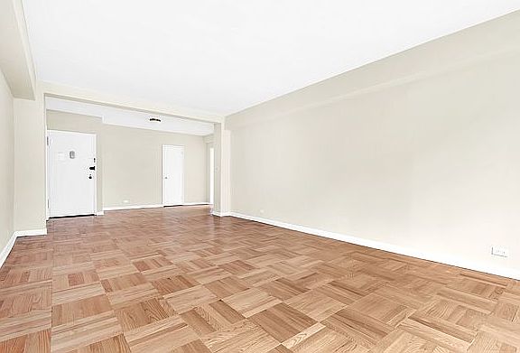 5th image of 225 E 46th St APT 9D