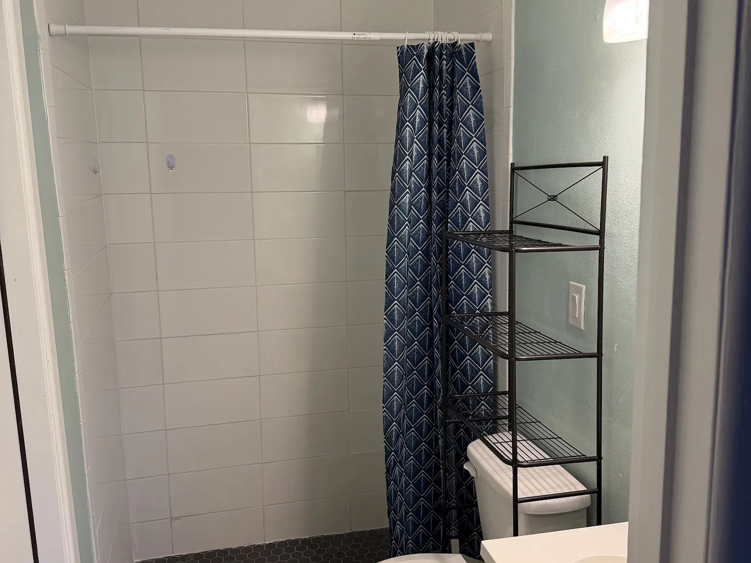 3 bed, 1268 sqft, $2,000 — Photo 4