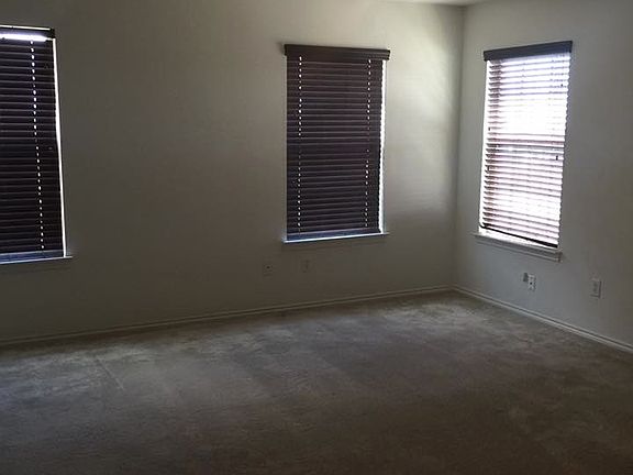 4th image of 819 Green Pasture Dr