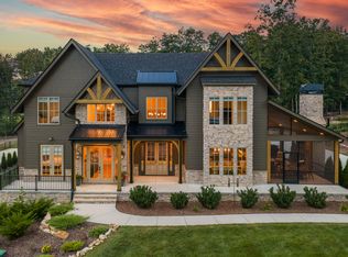 8383 Mountain Laurel Trl, Signal Mountain, TN 37377