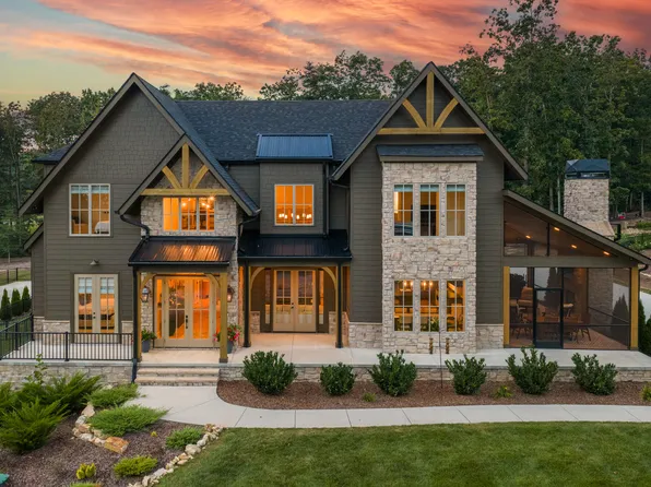 8383 Mountain Laurel Trl, Signal Mountain, TN 37377