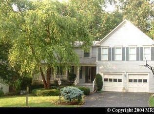 1287 Auburn Grove Ln, Reston, VA 20194