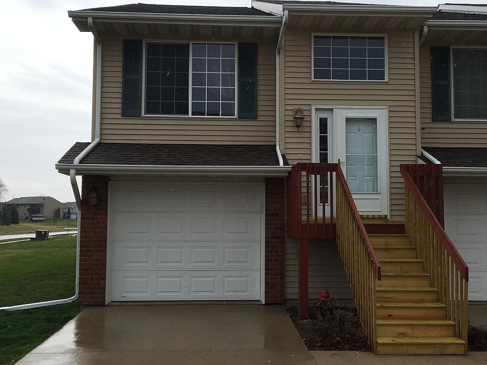 1st image of 1405 Easton Ln