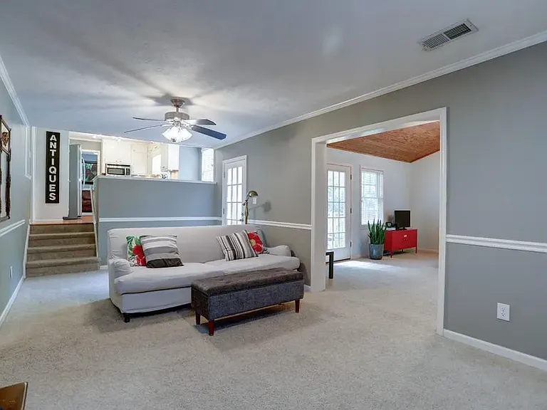 6720 Ramundo Dr — Photo 12