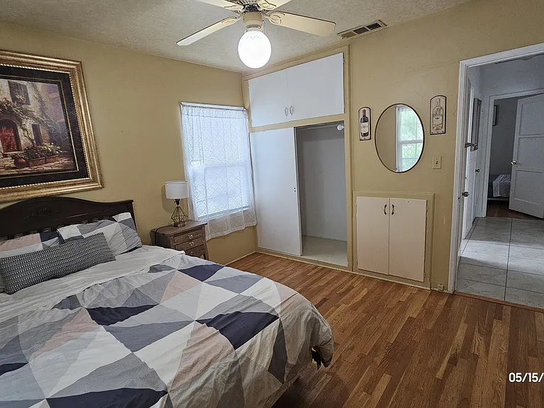2451 Graydon Ave — Photo 12
