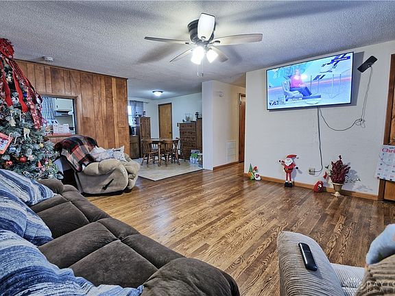 5th image of 304 Zimmerman St