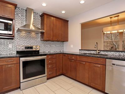 902 Sierra Vista Ln, Valley Cottage, NY, 10989