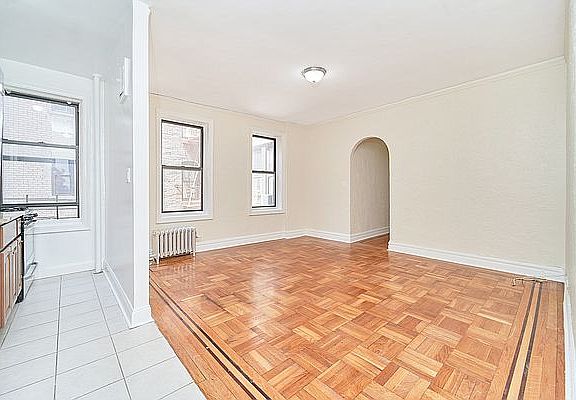 3rd image of 121 Seaman Ave APT 3D