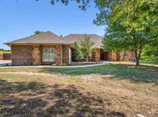 147 Rattling Antler Ct, Azle, TX 76020