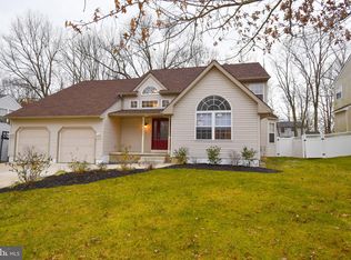 23 Britt Lea Dr, Sicklerville, NJ 08081