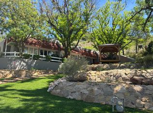 18 Foothill Dr, Ransom Canyon, TX 79366