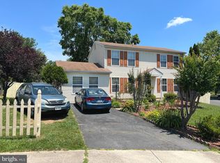 5591 Roundtree Dr, Woodbridge, VA