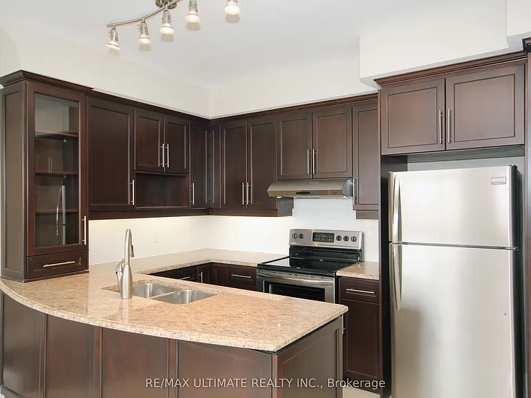 458 Oakwood Ave #502 — Photo 10