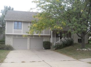 3454 SW Alameda Dr, Topeka, KS 66614