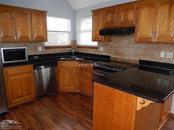 3rd image of 14721 Goodman St