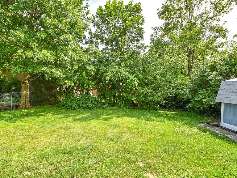 7809 Greenbriar Ln — Photo 29