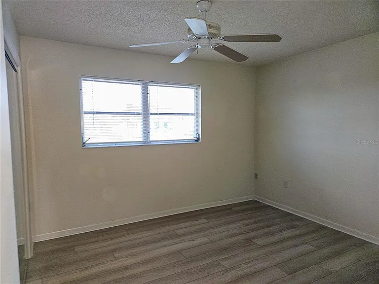 360 137th Avenue Cir #360 — Photo 11