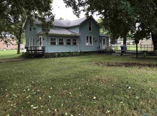 307 E 1st St, Hardwick, MN 56134