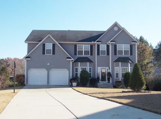 2533 Memory Ln, Douglasville, GA