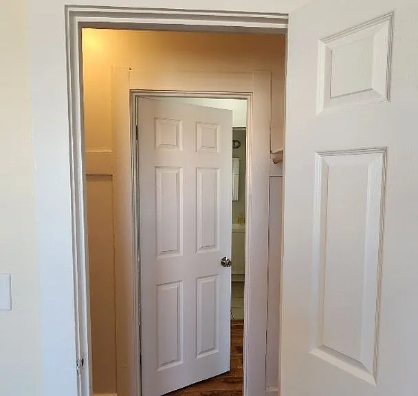 1003 Roosevelt Ave — Photo 10