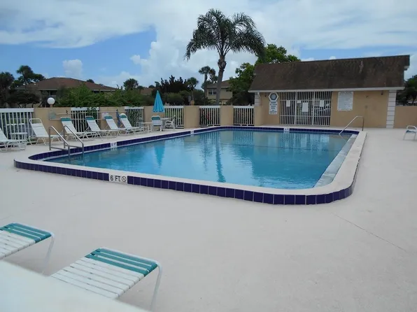 1533 SE Royal Green Cir #201, Port Saint Lucie, FL 34952