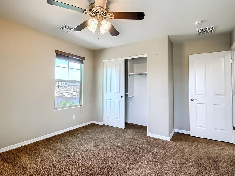 888 E Jacob St — Photo 22