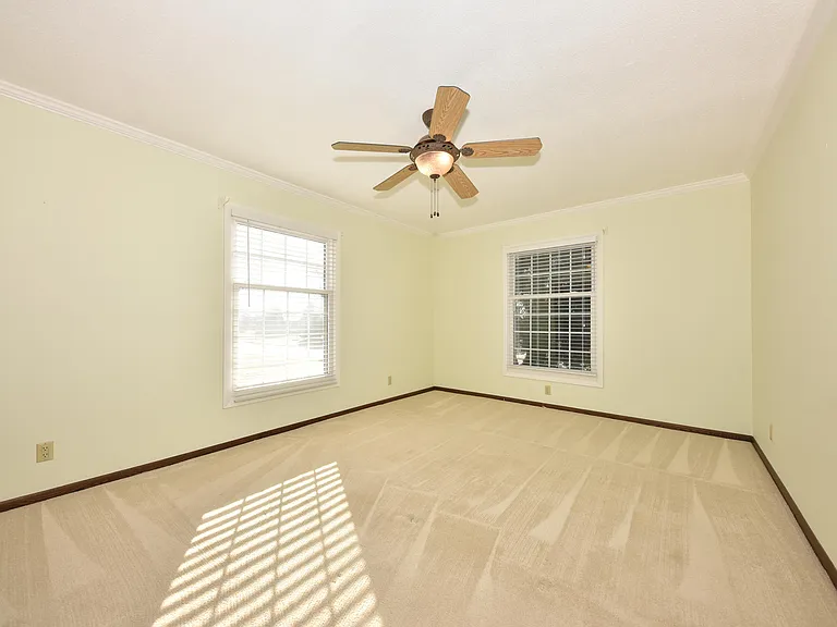 2076 Chateau Ct #106 — Photo 7